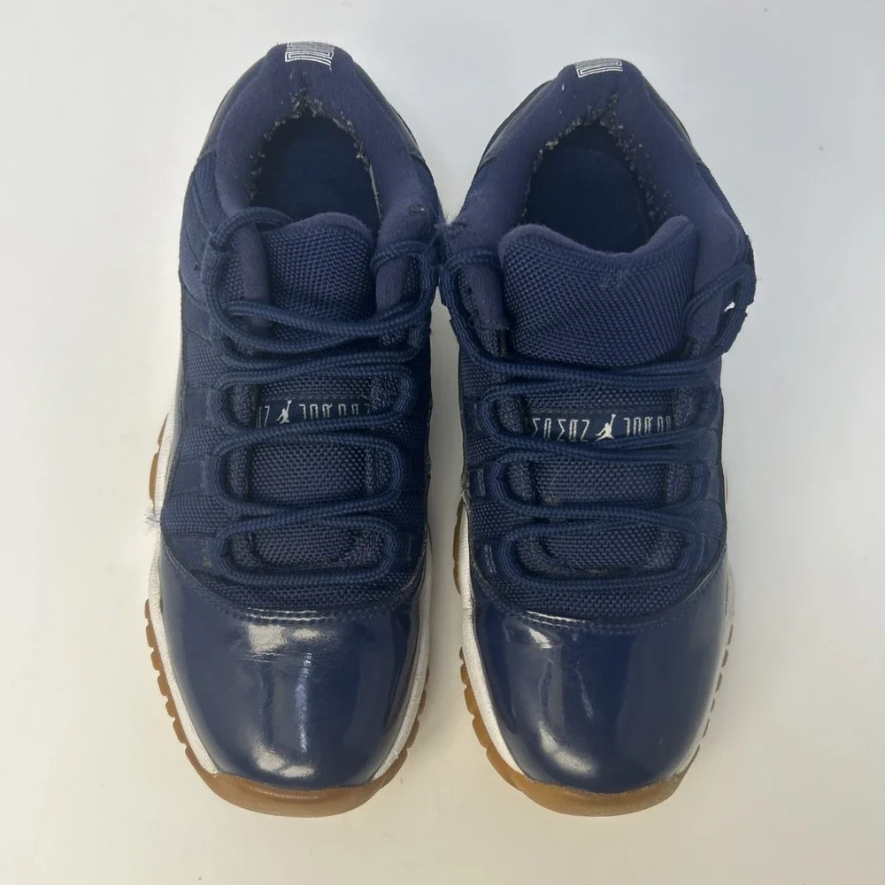 Air Jordan 11 Low Navy Gum GS Midnight Navy/White 528896-405 Kids 4Y, Womens 5.5